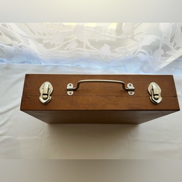 Vintage children’s tool kit - Picture 8 of 13